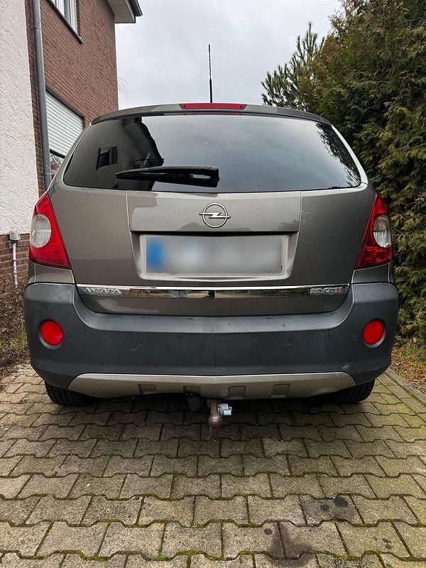 Gebraucht Opel Antara 150 PS (110 kW) 2009 Grau SUV