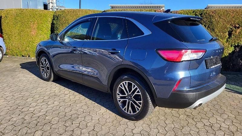 Gebraucht Ford Kuga Titanium 152 PS (111 kW) 2021 SUV