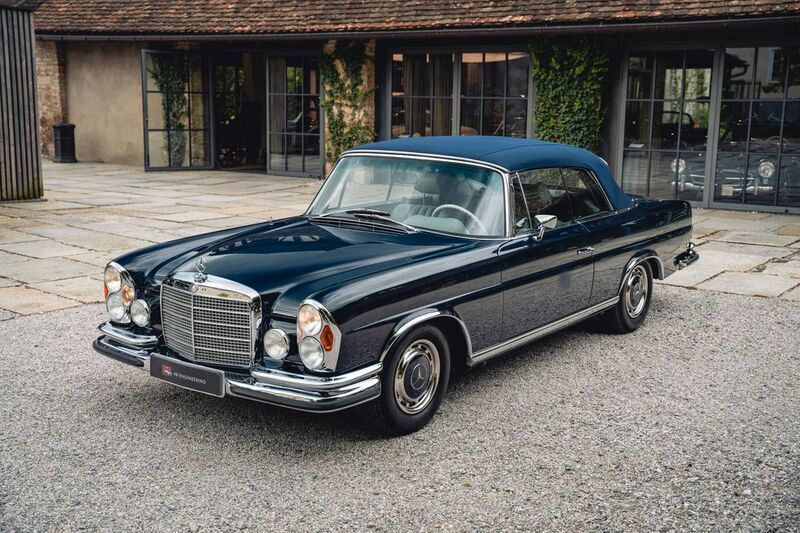 Blau Gebraucht 1971 Mercedes 280 SE Cabrio | 389.000 € - Bild 1/4