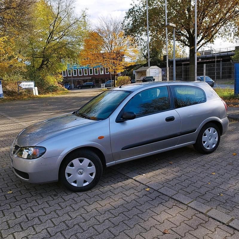 Grau Gebraucht 2004 Nissan 100 NX Coupé | 2.350 € - Bild 1/4