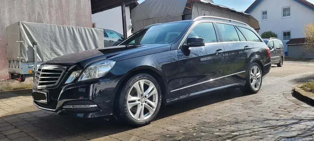 Gebraucht Mercedes 250 Avantgarde 204 PS (150 kW) 2012 Schwarz Limousine