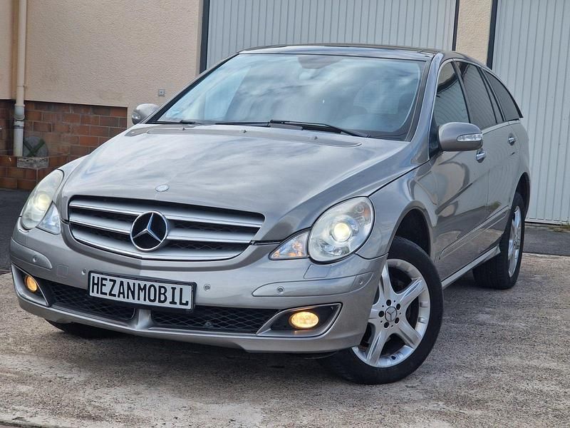 Braun Gebraucht 2006 Mercedes R320 Van / Kleinbus | 4.699 € (Guter Preis) - Bild 1/4