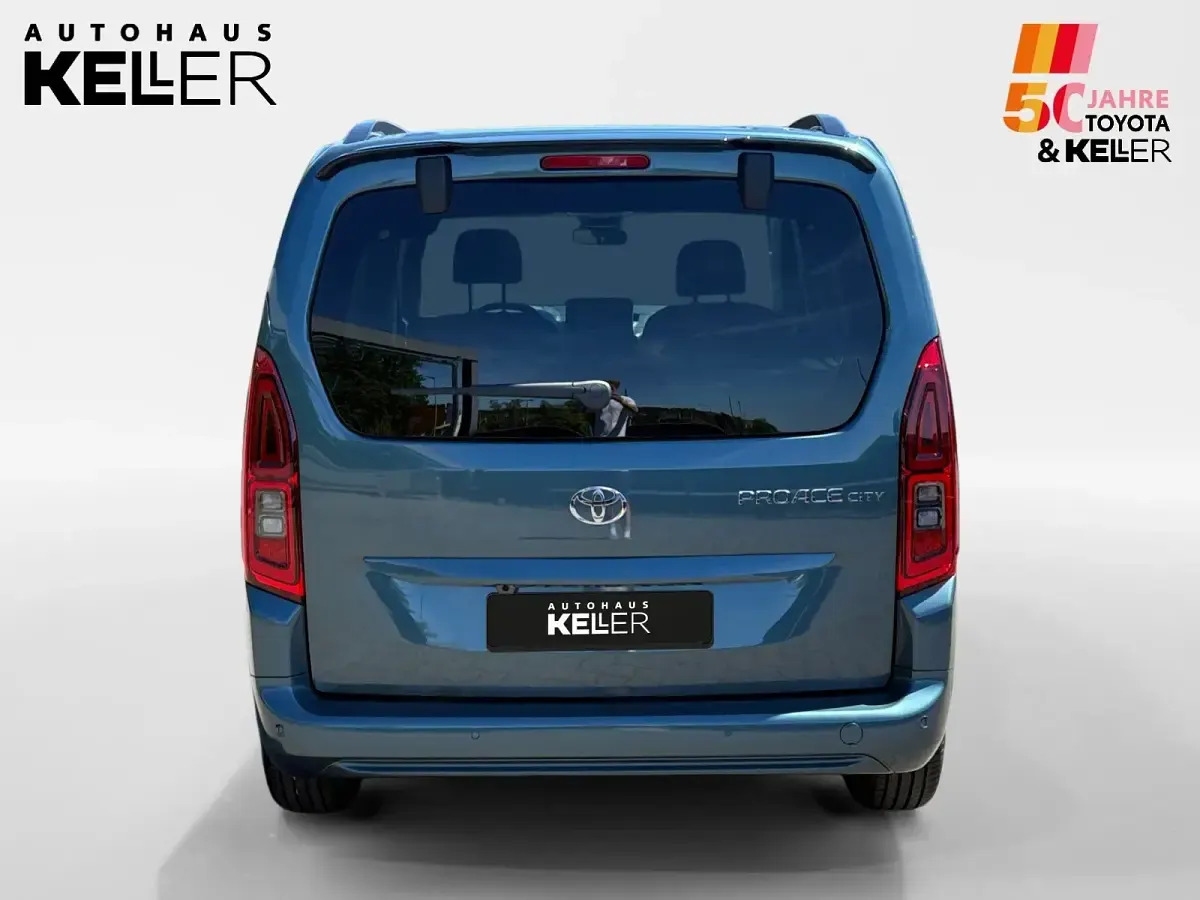 Neu Toyota Proace Verso 110 PS (80 kW) 2026 Libeccio blue Van / Kleinbus