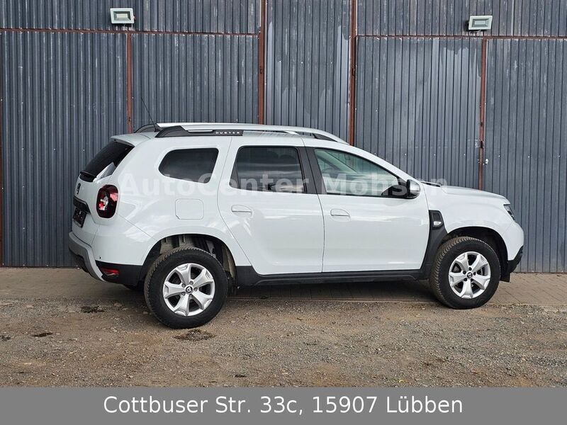 Gebraucht Dacia Duster Comfort 101 PS (74 kW) 2021 Weiß SUV