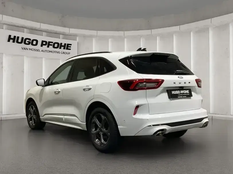 Gebraucht Ford Kuga ST-Line X 186 PS (136 kW) 2024 Frozen white SUV
