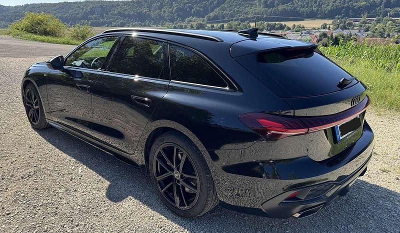 Gebraucht Audi A5 S-Line 150 PS (110 kW) 2025 Schwarz Kombi