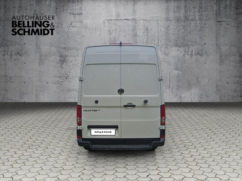 Gebraucht VW Crafter Trendline 140 PS (102 kW) 2019 Candyweiß Van