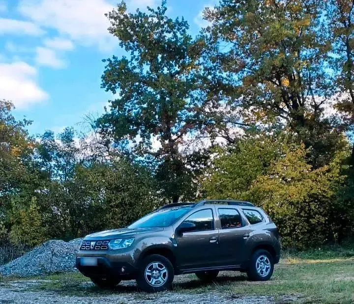 Second-hand Dacia Duster 105 CP (77 kW) 2019 Maro SUV