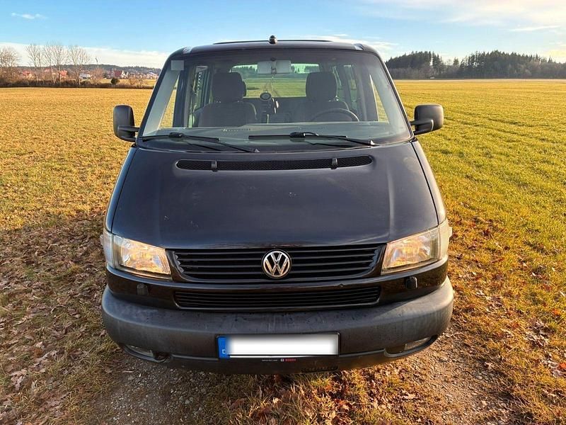 Gebraucht VW Multivan 102 PS (75 kW) 2002 Schwarz Van