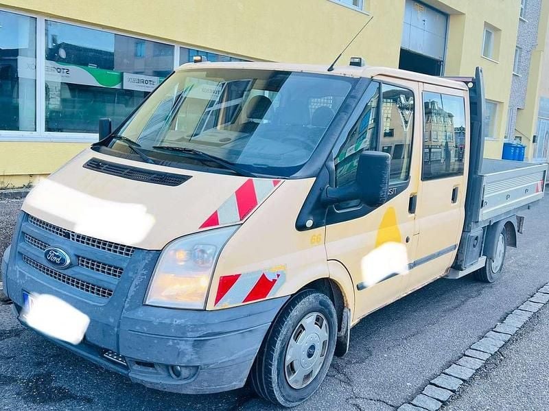 Gebraucht Ford Transit Trend 101 PS (74 kW) 2013 Polarsilber metallic Van / Kleinbus