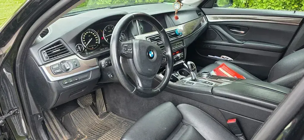 Używany BMW 530 258 KM (189 kW) 2013 Czarny Kombi