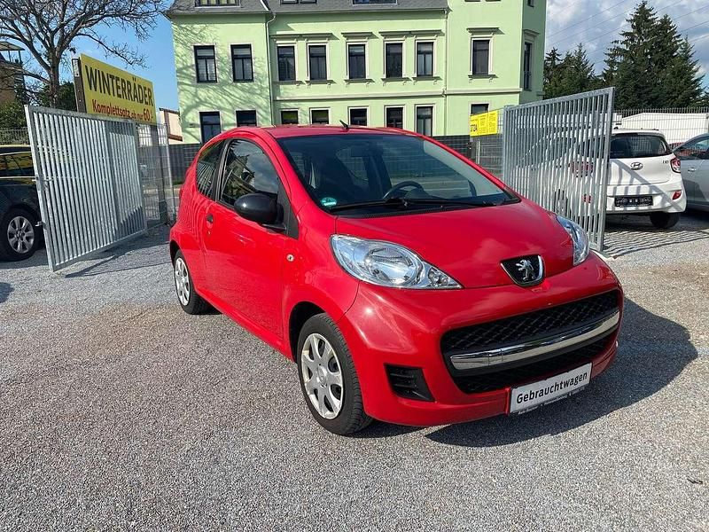 Rot Gebraucht 2009 Peugeot 107 Urban Move Kleinwagen | 1.250 € (Guter Preis) - Bild 1/4