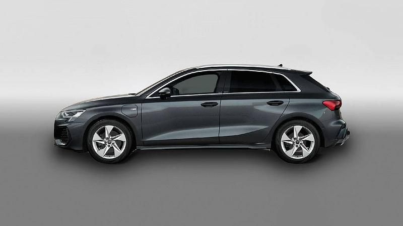 Usata Audi A3 S-Line 204 CV (150 kW) 2025 Grigio Berlina