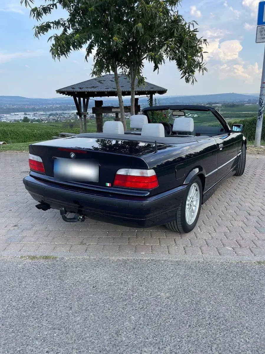 Gebraucht BMW 320 Cabriolet M Sport 150 PS (110 kW) 1998 Blau Cabrio