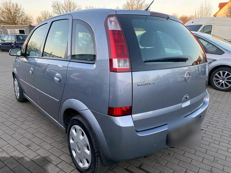 Gebraucht Opel Meriva 90 PS (66 kW) 2006 Silber Van / Kleinbus
