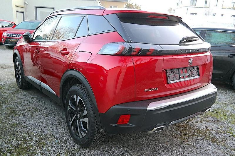 Gebraucht Peugeot 2008 Allure 131 PS (96 kW) 2023 Rot SUV