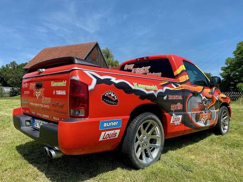 Rot Gebraucht 2004 Dodge Viper SUV | 26.000 € - Bild 1/4