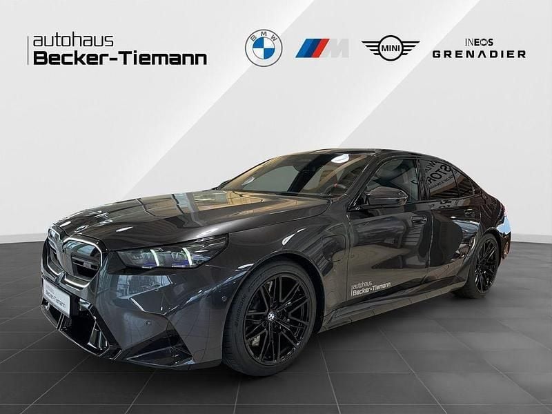 Neu BMW M5 Exclusive 726 PS (533 kW) 2025 Sophistograu brillanteffekt me Limousine
