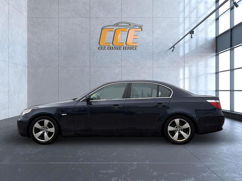 Gebraucht BMW 523 Advantage 177 PS (130 kW) 2007 Blau Limousine