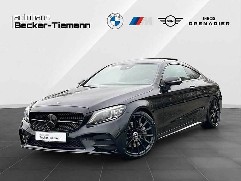 Gebraucht Mercedes C400 AMG line 333 PS (244 kW) 2018 Obsidian blackmetallic Coupé