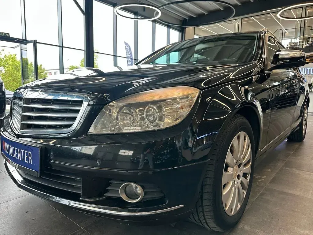 Gebraucht Mercedes C200 136 PS (100 kW) 2008 Schwarz Limousine