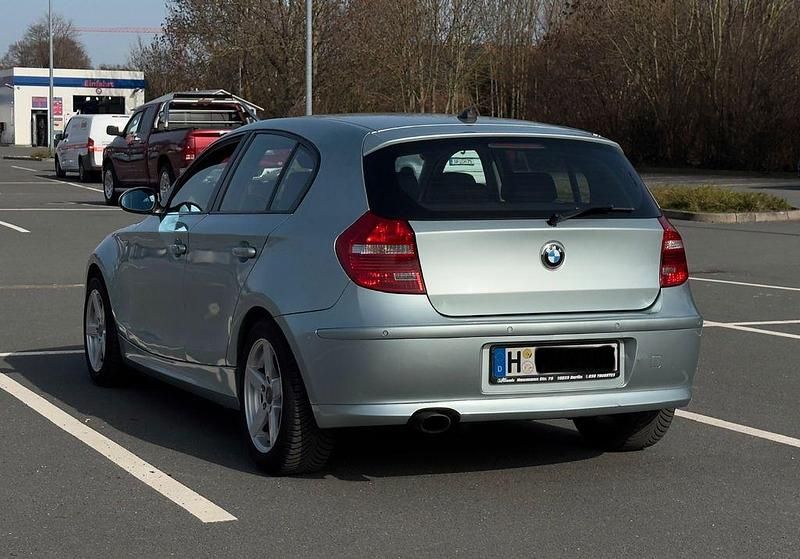 Gebraucht BMW 120 177 PS (130 kW) 2009 Blau Kleinwagen