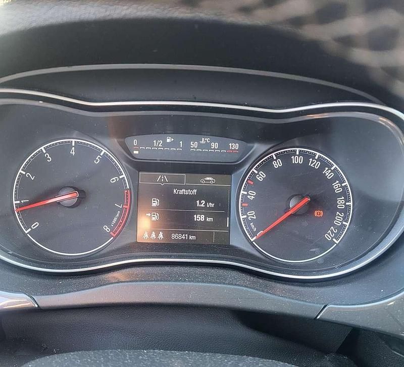 Gebraucht Opel Corsa Innovation 90 PS (66 kW) 2015 Beige Kleinwagen