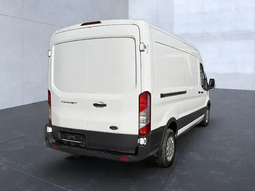 Używany Ford Transit Trend 131 KM (96 kW) 2022 Biały Van