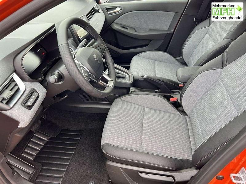 Neu Renault Clio V Techno 143 PS (105 kW) 2025 Valenciaorange Kleinwagen