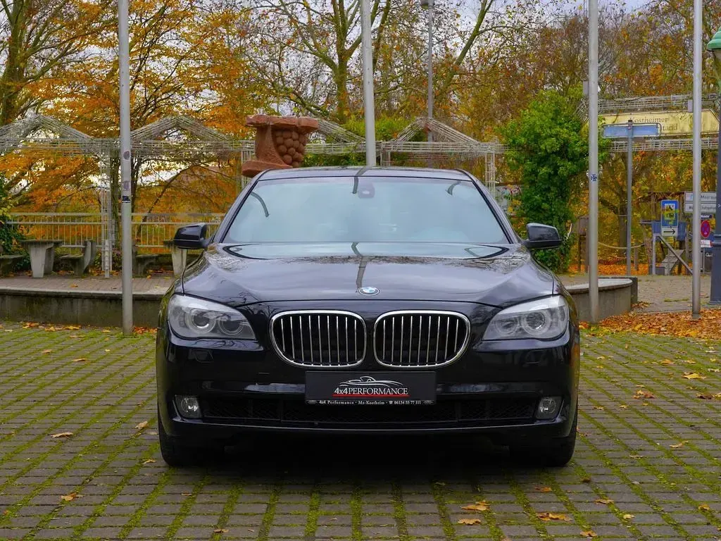 Gebraucht BMW 730 Comfort Edition 245 PS (180 kW) 2011 Schwarz Limousine