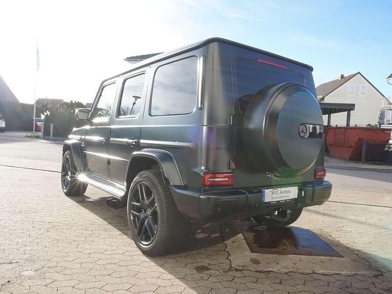 Gebraucht Mercedes G63 AMG AMG 585 PS (430 kW) 2023 Designo nachtschwarz magno SUV