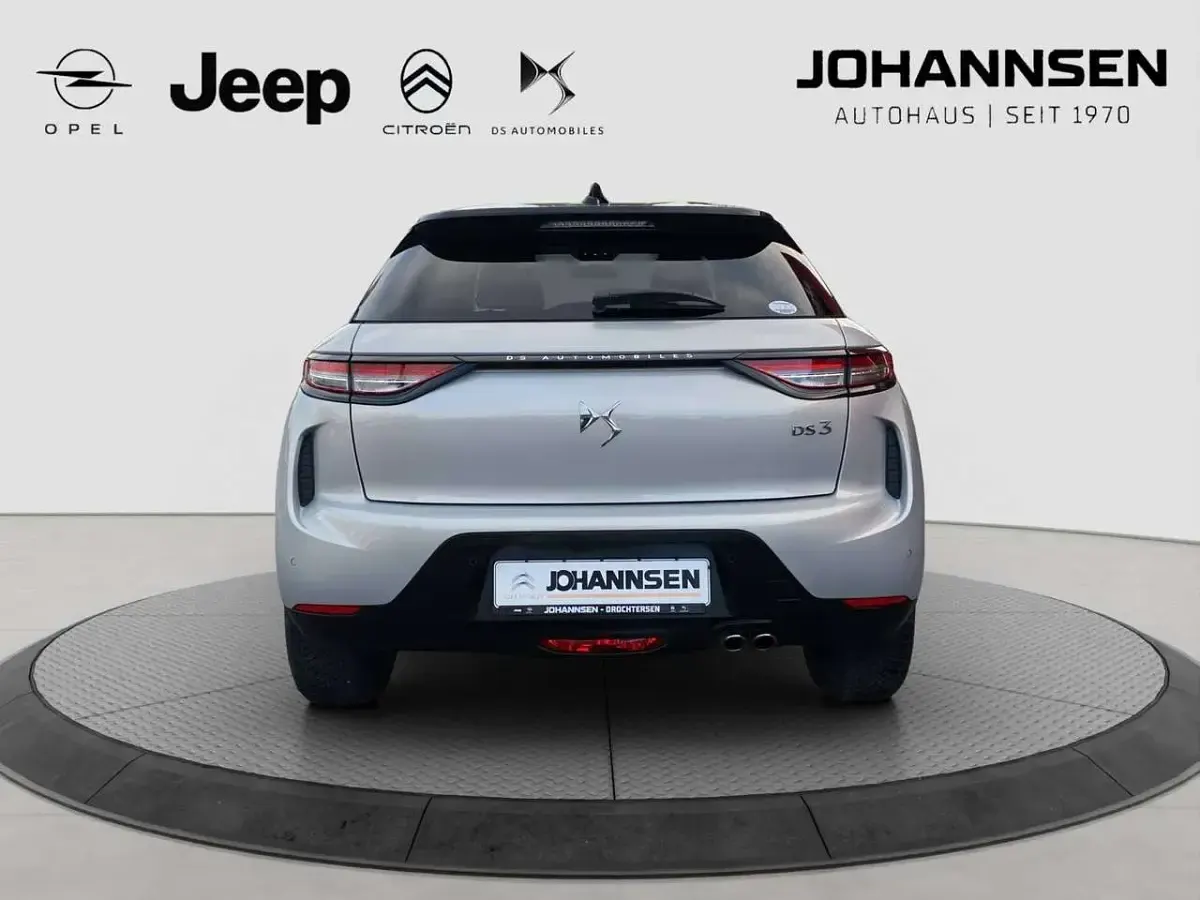 Gebraucht DS Automobiles DS3 Opera 131 PS (96 kW) 2024 Grau SUV