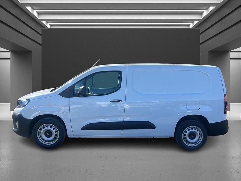 Neu Opel Combo Basis 131 PS (96 kW) 2026 Weiß Van / Kleinbus