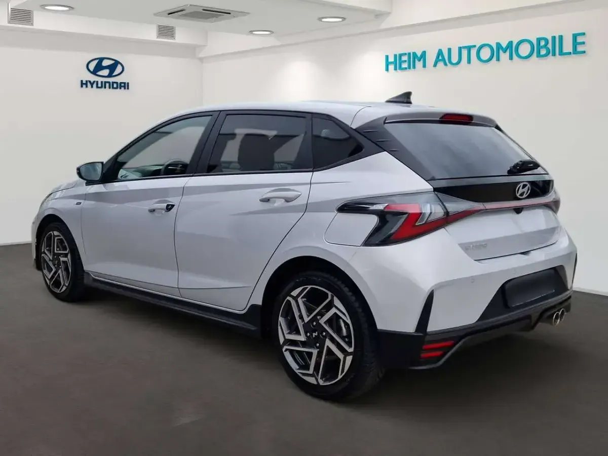 Gebraucht Hyundai i20 N Line 101 PS (74 kW) 2025 Lumen grey Kleinwagen