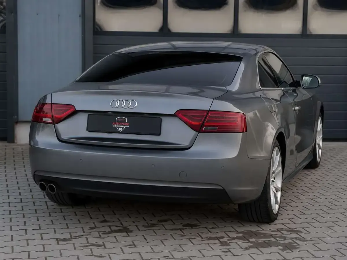 Gebraucht Audi A5 170 PS (125 kW) 2012 Grau Coupé