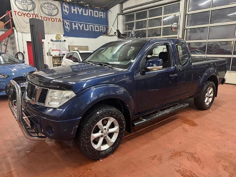 Gebraucht Nissan Navara SE 171 PS (125 kW) 2010 Blau Abholung