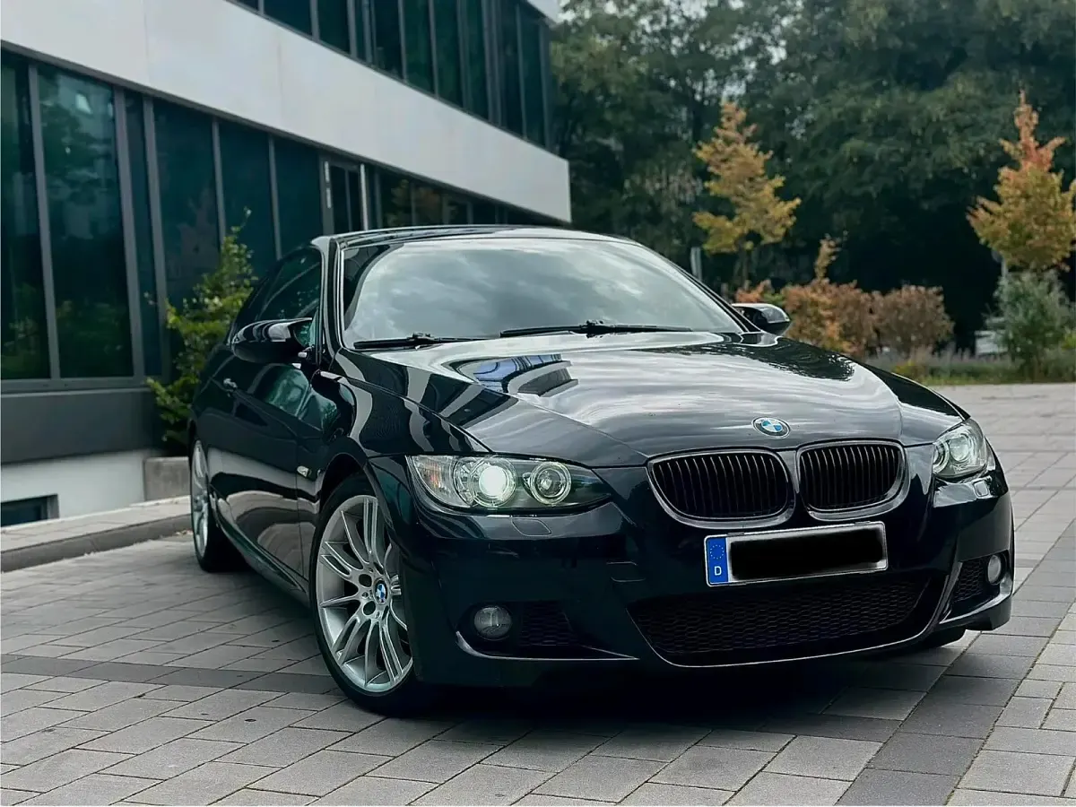 Gebraucht BMW 320 M Sport 170 PS (125 kW) 2007 Schwarz Coupé