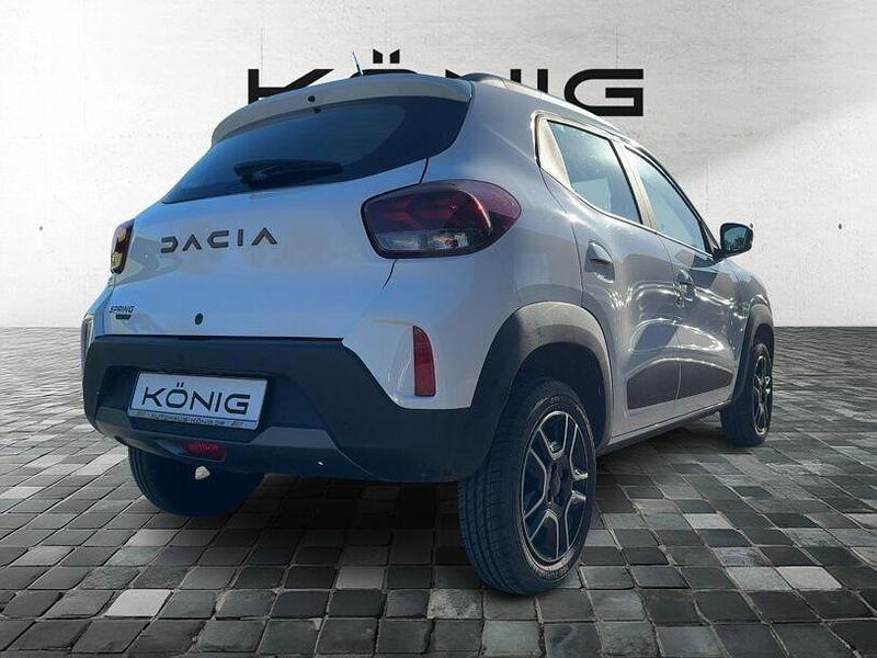 Second-hand Dacia Spring 47 kW (65 CP) 2023 Alb Hatchback