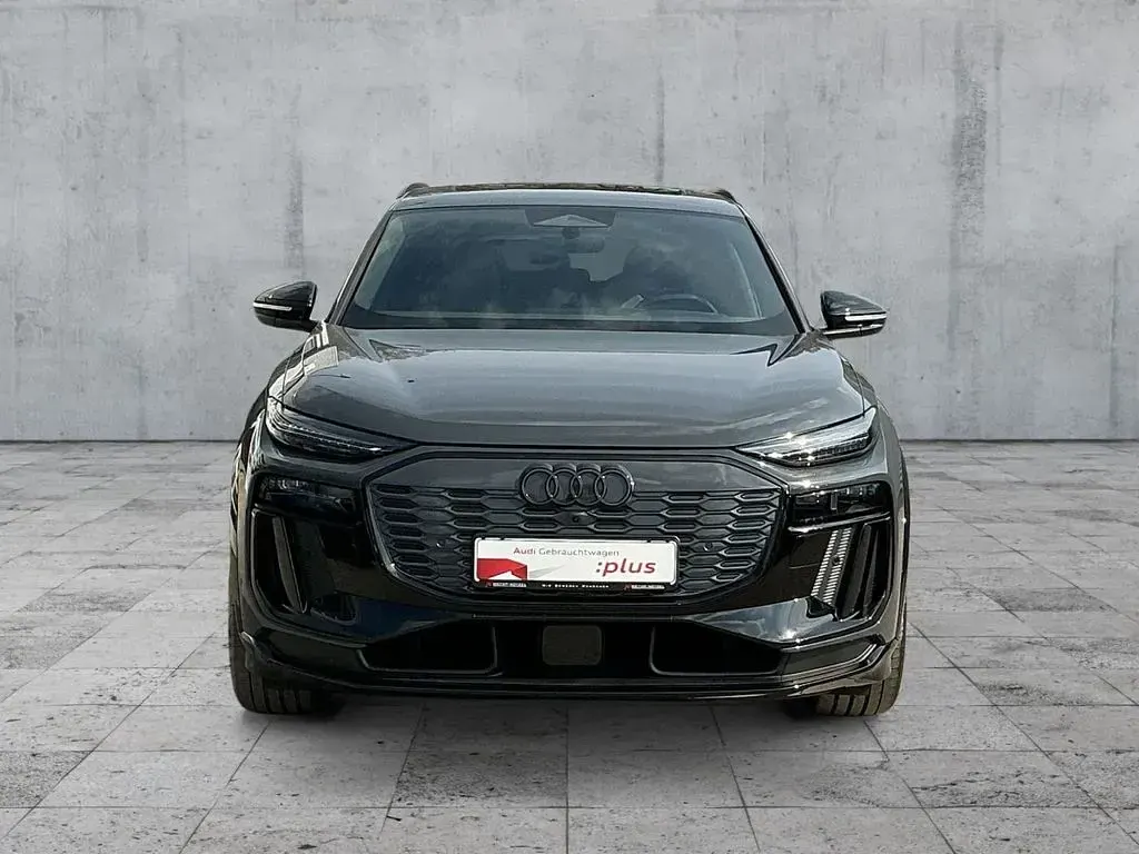 Gebraucht Audi SQ6 e-tron Edition .1 359 kW (489 PS) 2024 Magnetgrau SUV