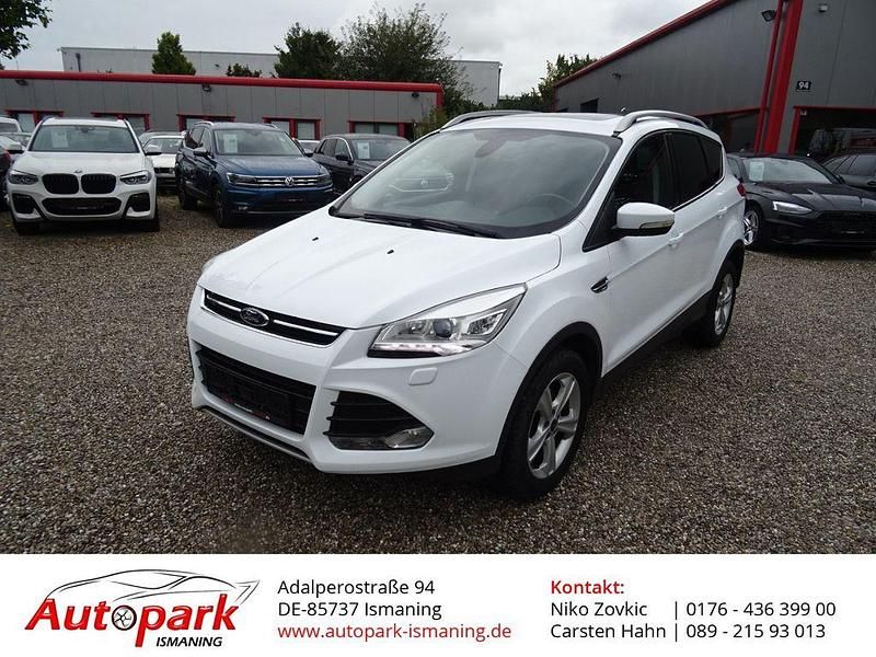 Weiß Gebraucht 2013 Ford Kuga Titanium SUV | 7.990 € - Bild 1/4