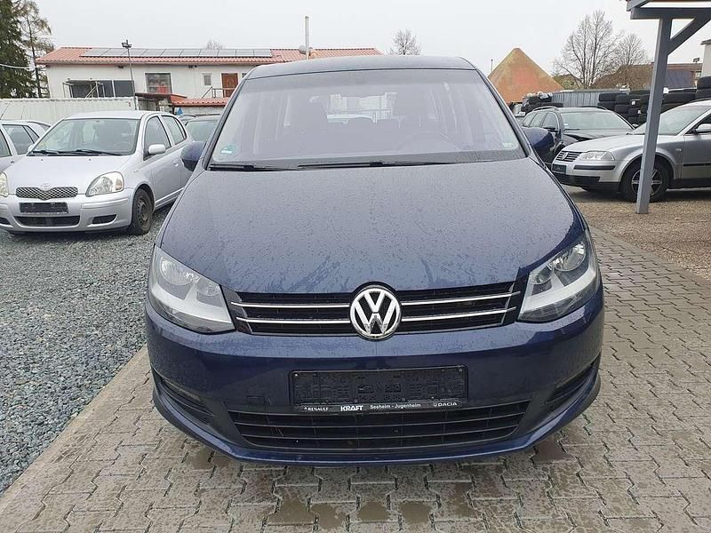 Gebraucht VW Sharan Trendline 170 PS (125 kW) 2011 Night blue metallic Van / Kleinbus