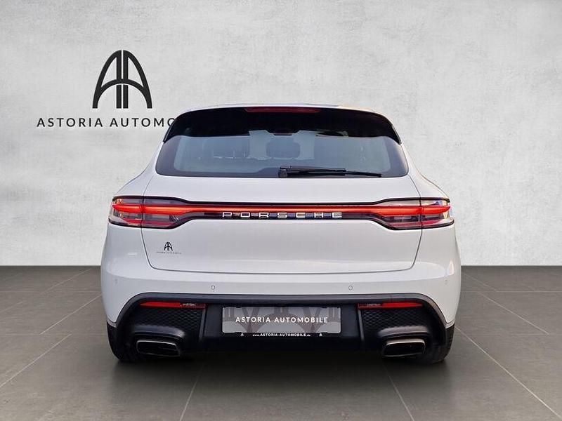 Gebraucht Porsche Macan 265 PS (194 kW) 2022 Weiã SUV