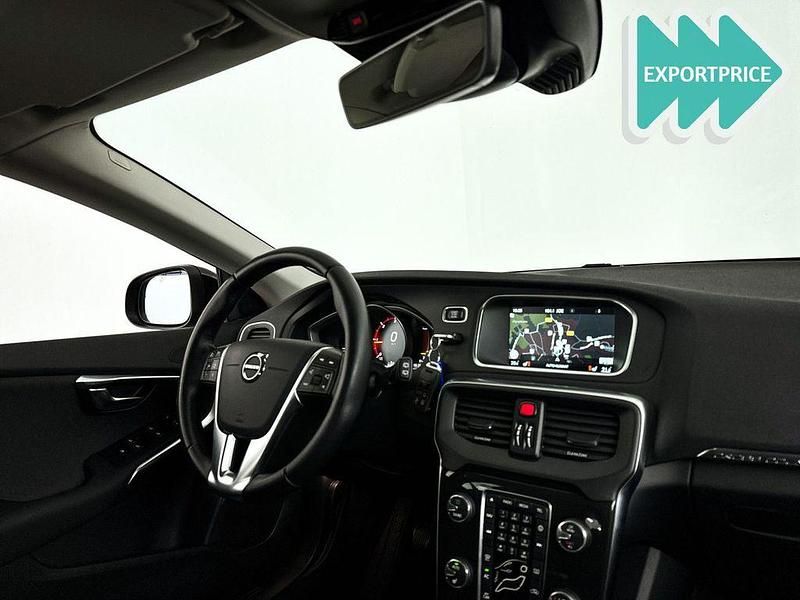 Gebraucht Volvo V40 CC 120 PS (88 kW) 2017 Blau Kombi