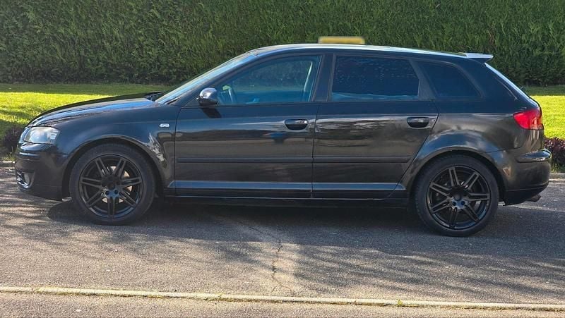 Second-hand Audi A3 140 CP (102 kW) 2005 Negru Hatchback