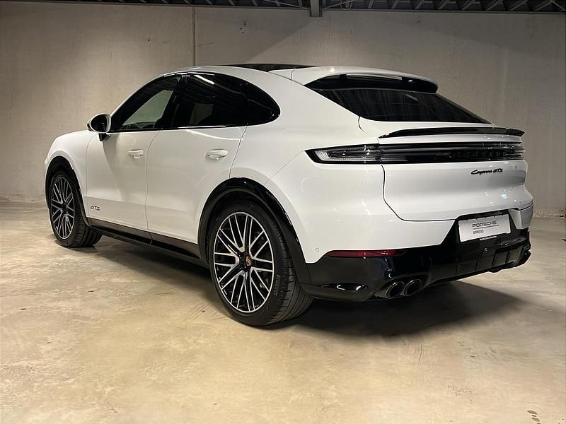 Gebraucht Porsche Cayenne Coupe GTS 500 PS (367 kW) 2024 Carraraweissmetallic SUV