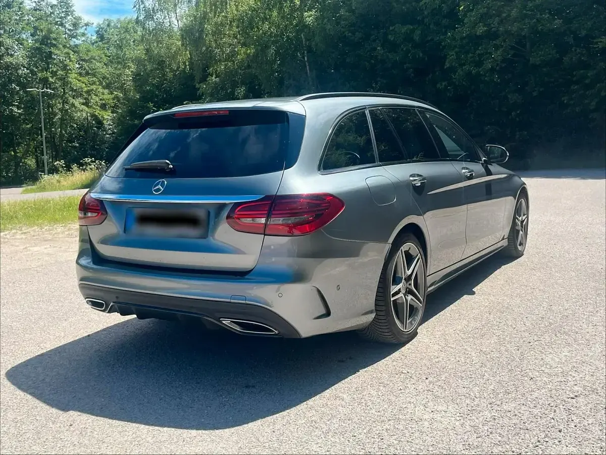 Gebraucht Mercedes C220 AMG 194 PS (142 kW) 2019 Grau Kombi