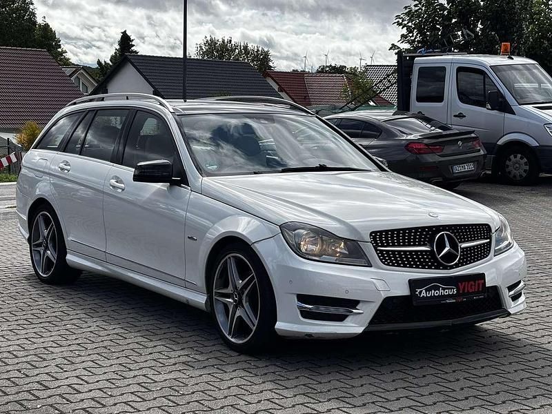 Gebraucht Mercedes C220 170 PS (125 kW) 2011 Weiß Kombi