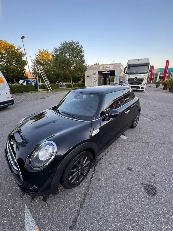 Gebraucht Mini Cooper S 192 PS (141 kW) 2015 Schwarz Kleinwagen