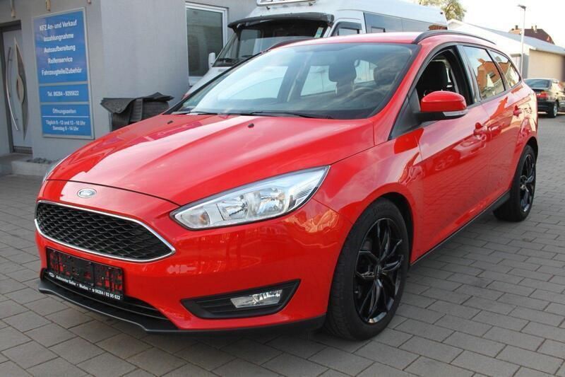 Rot Gebraucht 2017 Ford Focus Business Edition Kombi | 12.799 € (Etwas zu teuer) - Bild 1/4