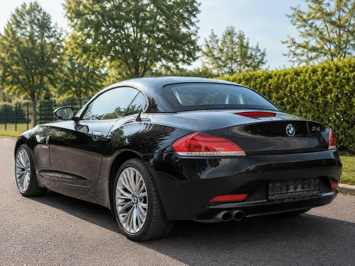 Gebraucht BMW Z4 Comfort Edition 258 PS (189 kW) 2011 Schwarz Cabrio